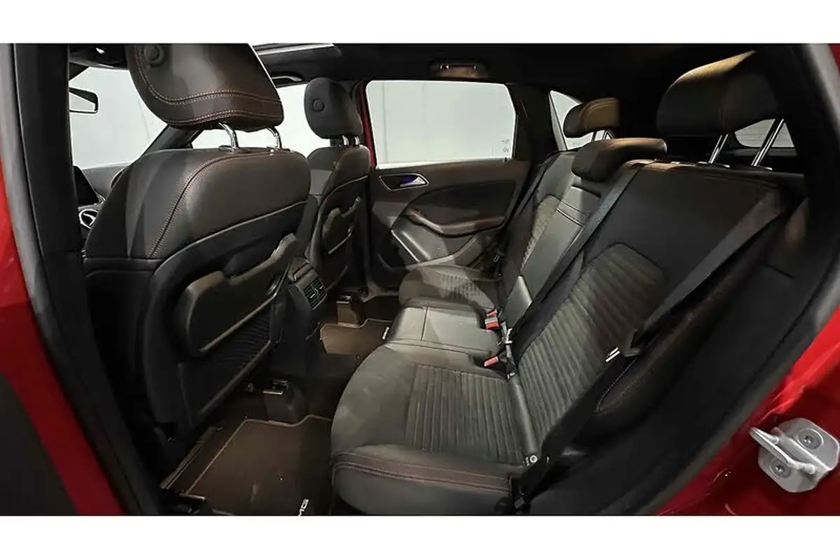 2016-mercedes-benz-b-class-21d-b200-amg-line-premium-7g-dct-big-24