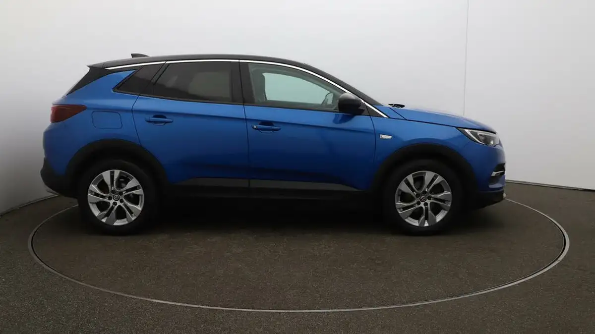 2020-vauxhall-grandland-x-12-sri-nav-big-47