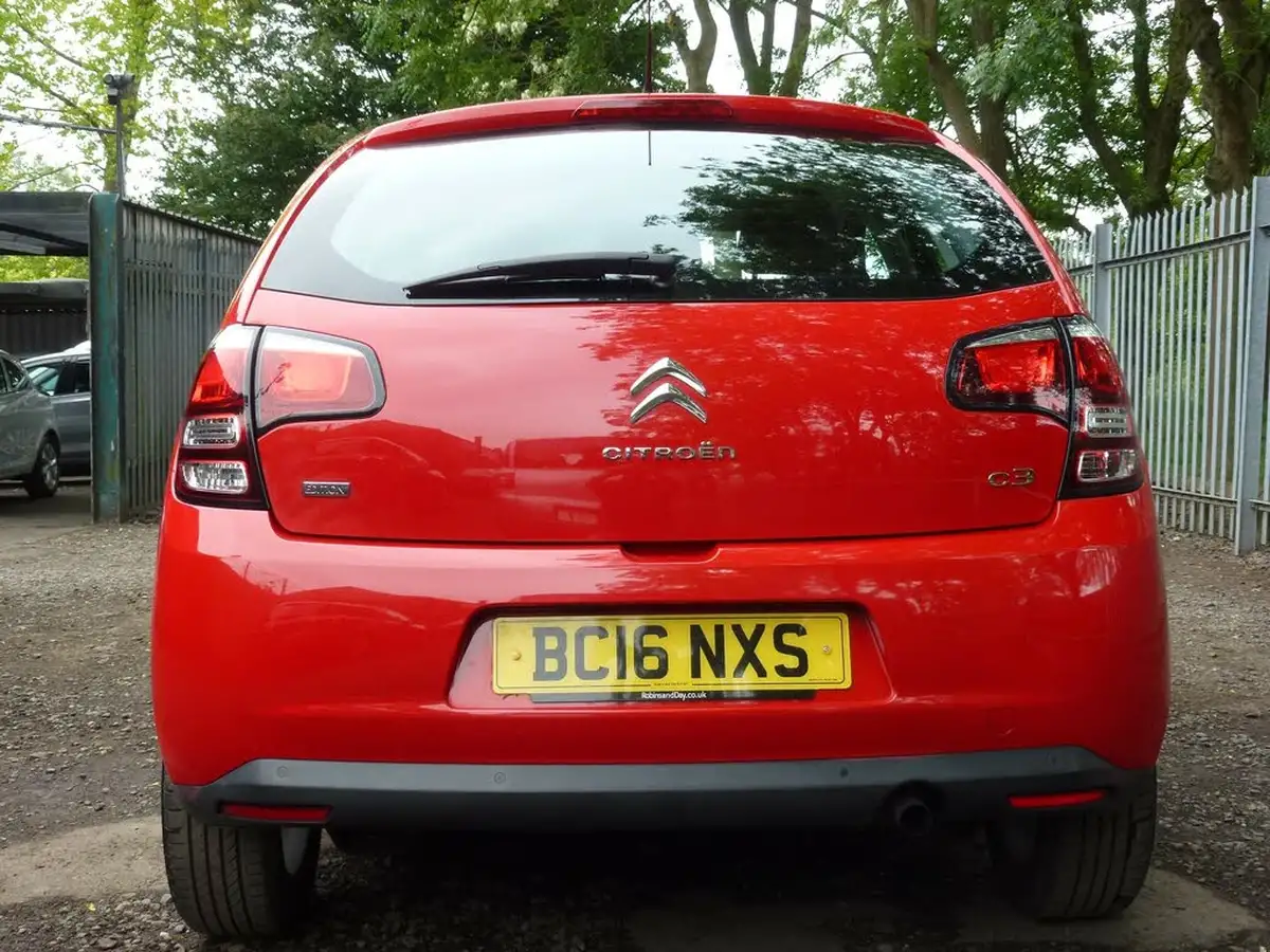 2016-citroen-c3-10-edition-big-4