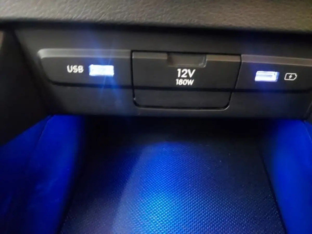 2021-hyundai-bayon-10-t-gdi-se-connect-big-16