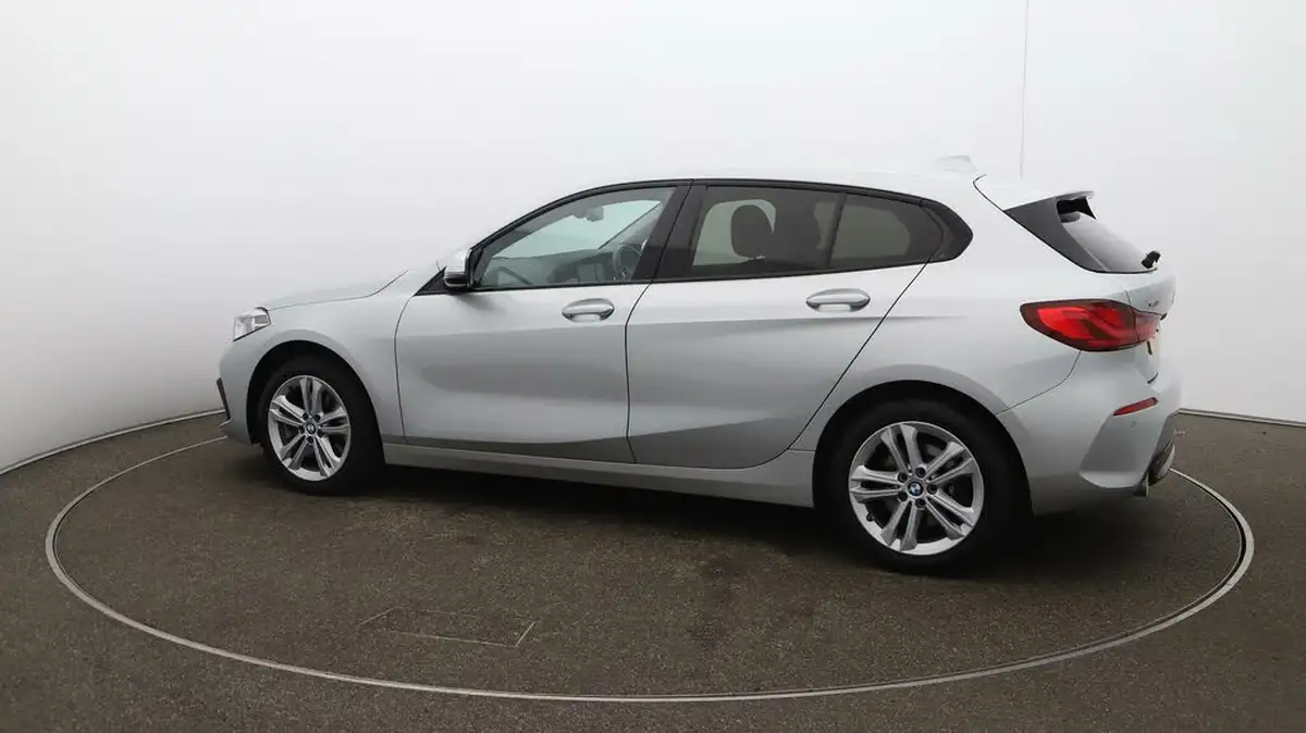 2020-bmw-1-series-big-40