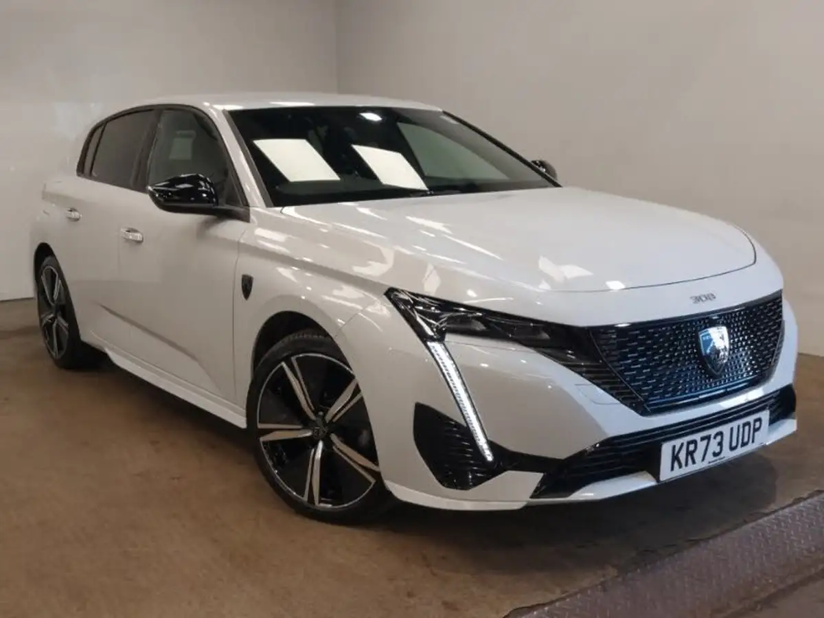 2023-peugeot-308-12-puretech-gt-130ps-ss-eat8-big-0