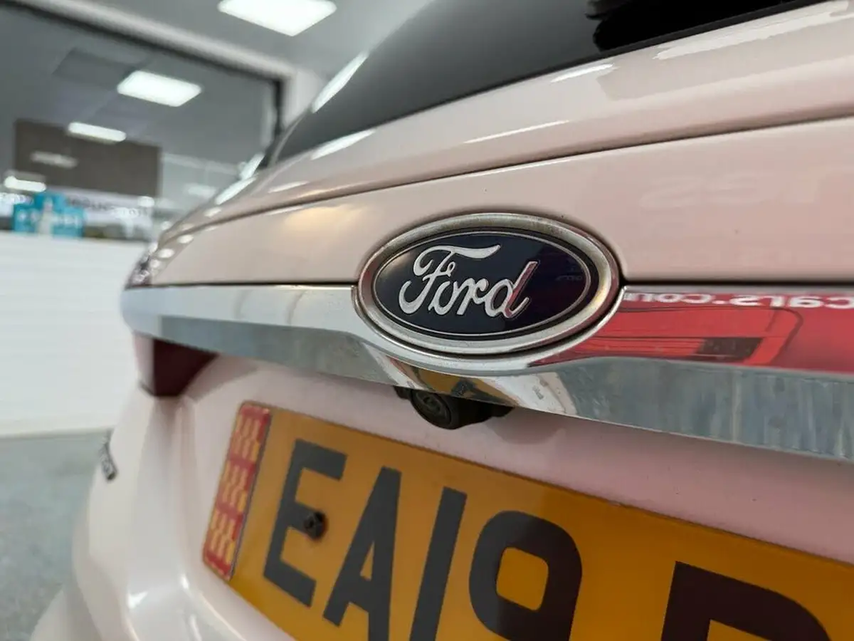 2019-ford-mondeo-15t-titanium-edition-estate-big-10