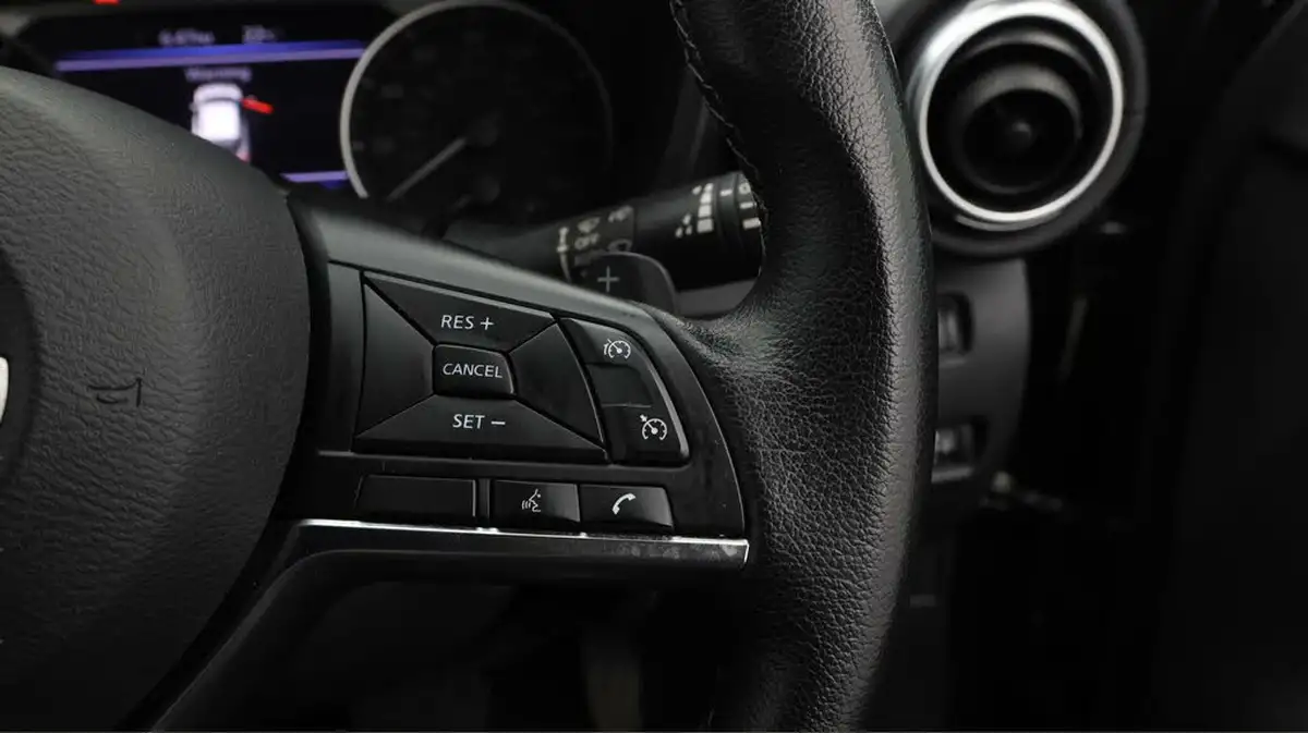 2023-nissan-juke-10-dig-t-n-connecta-dct-big-21