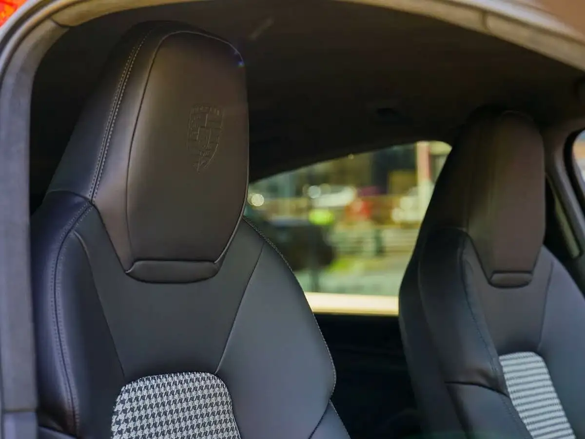 2025-porsche-cayenne-40-v8-gts-500ps-coupe-big-12