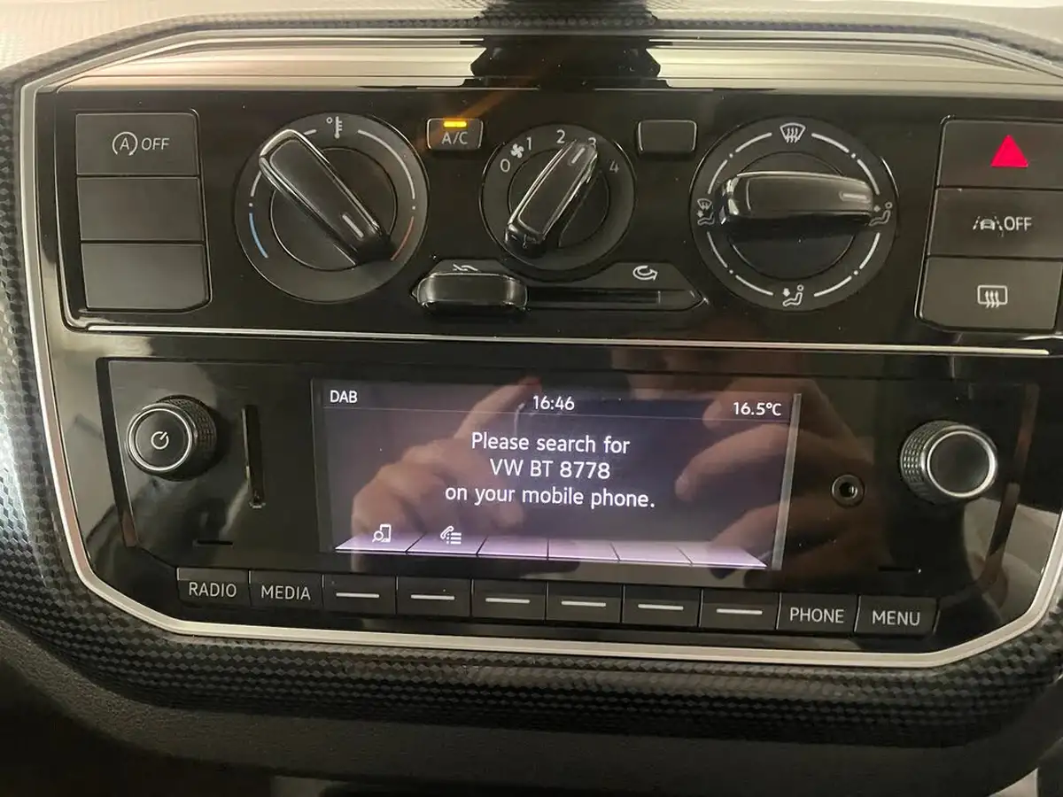 2021-volkswagen-up-10-up-65ps-sre-bmt-evo-3d-big-16