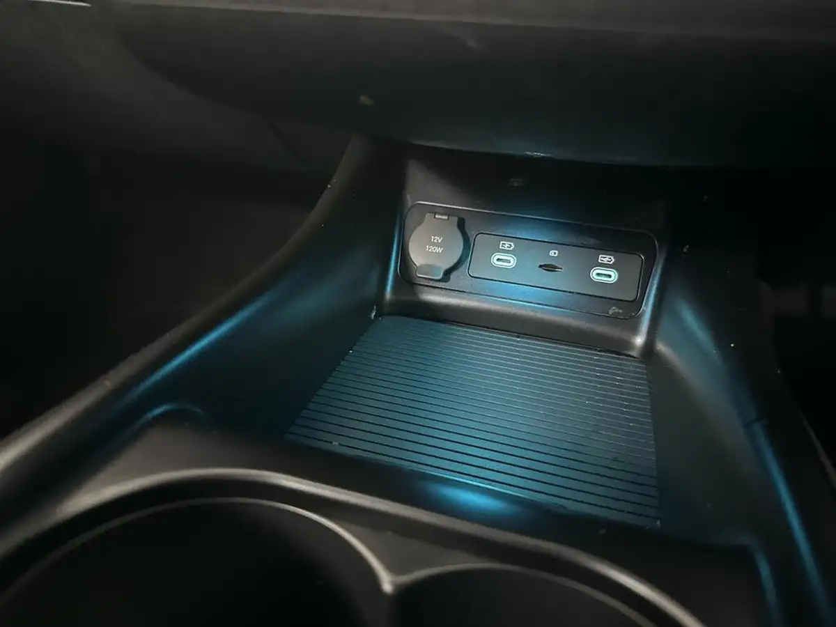 2024-byd-dolphin-e-comfort-big-23