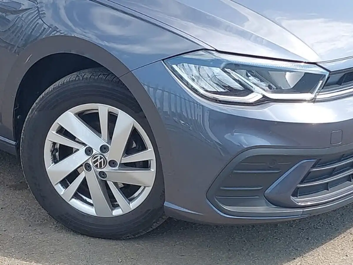 2022-volkswagen-polo-10-tsi-life-dsg-big-8