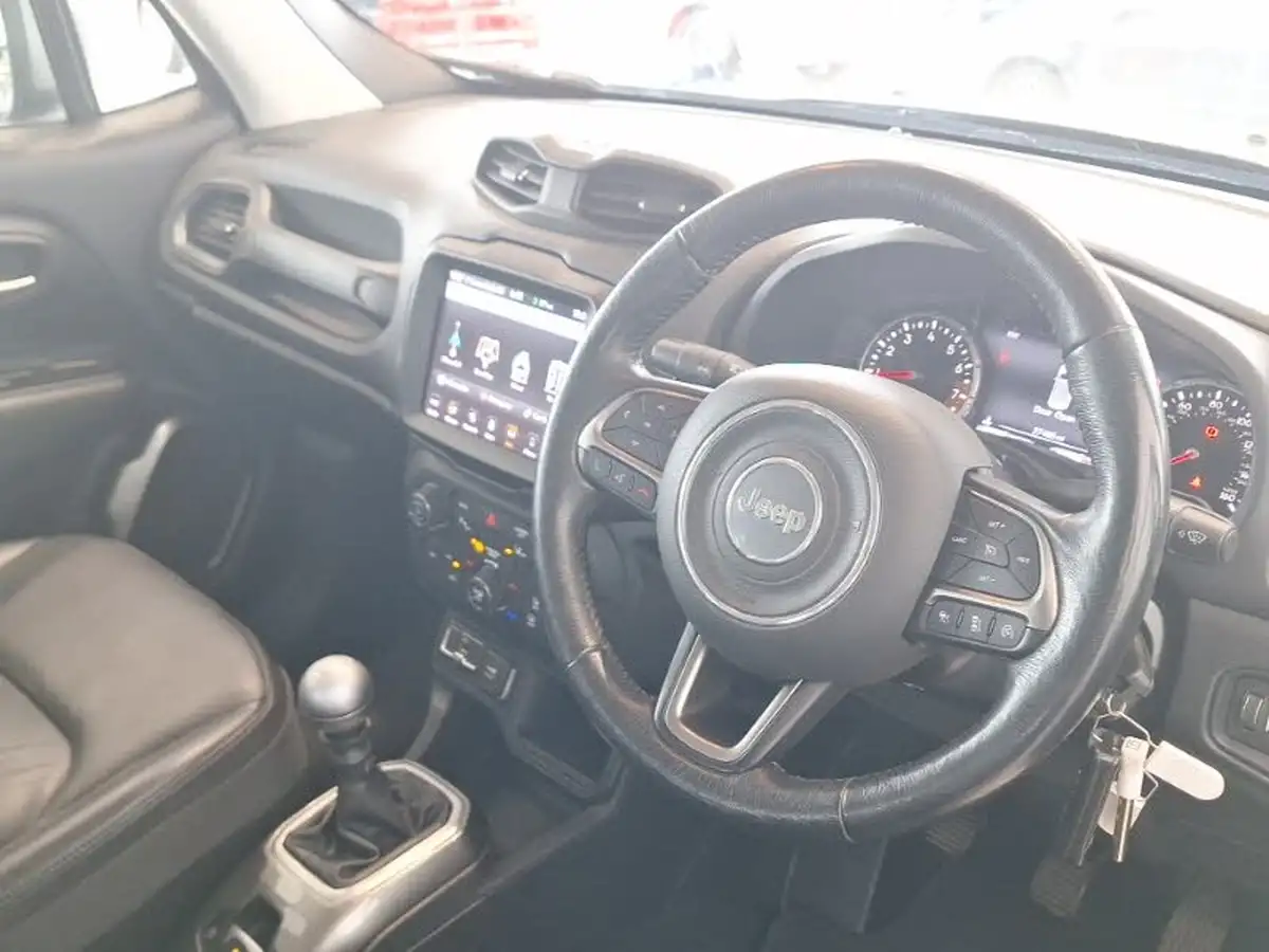 2019-jeep-renegade-10-gse-limited-big-10