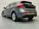 2014-volvo-v40-20td-d3-se-lux-small-33