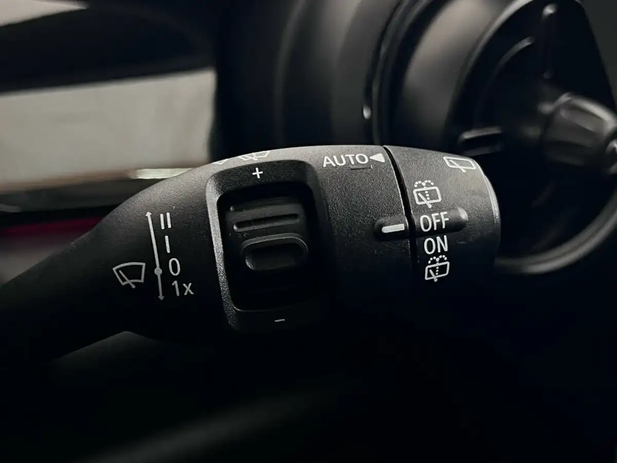 2021-mini-cooper-15-cooper-sport-hatchback-3d-big-21