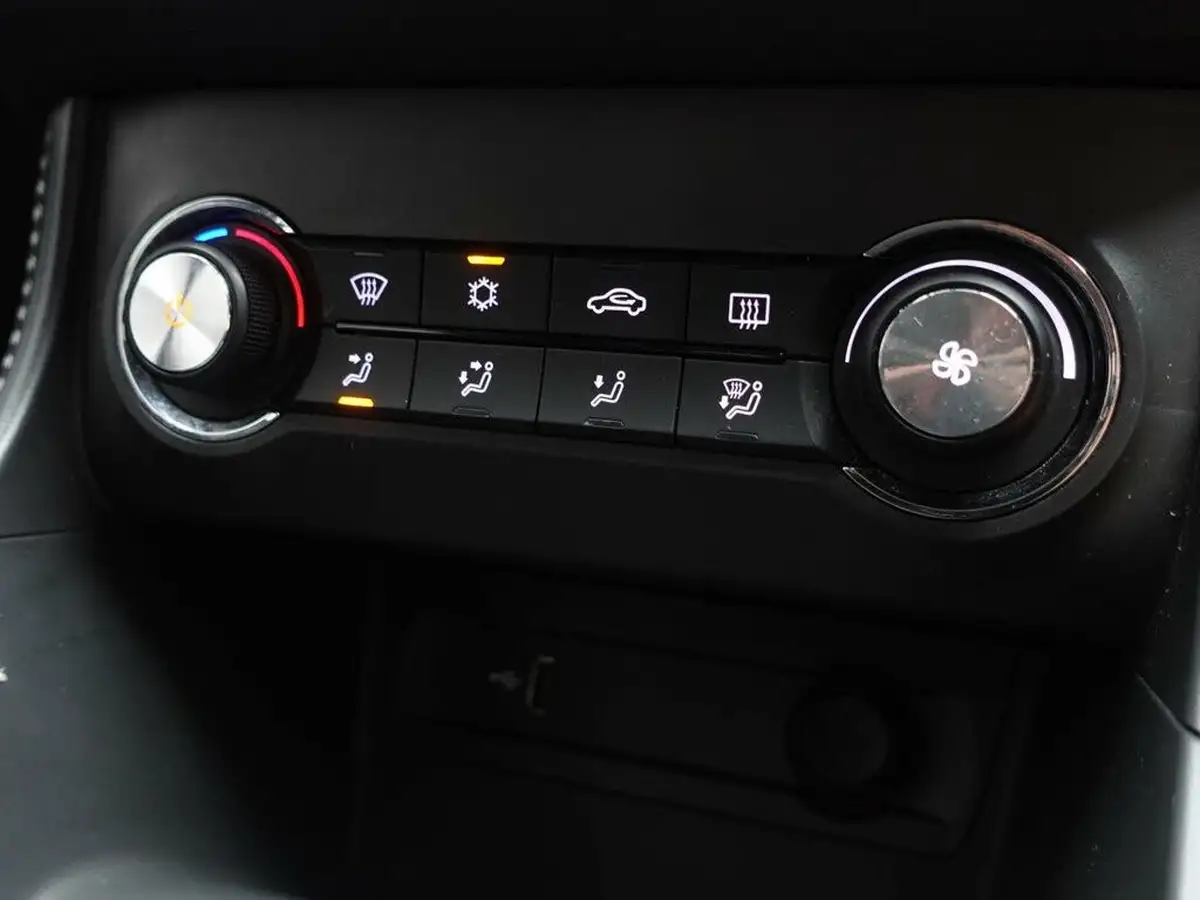 2019-mg-zs-suv-15-vti-tech-excite-105bhp-big-34