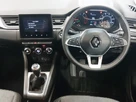 2022-renault-captur-13-tce-iconic-edition-small-6