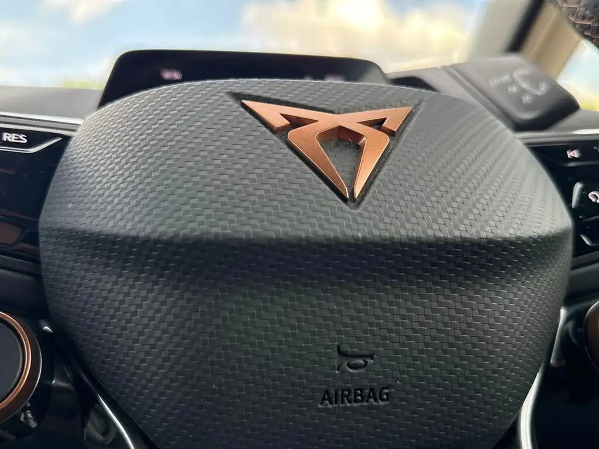 2024-cupra-born-e-v3-230ps-77kwh-e-boost-big-44