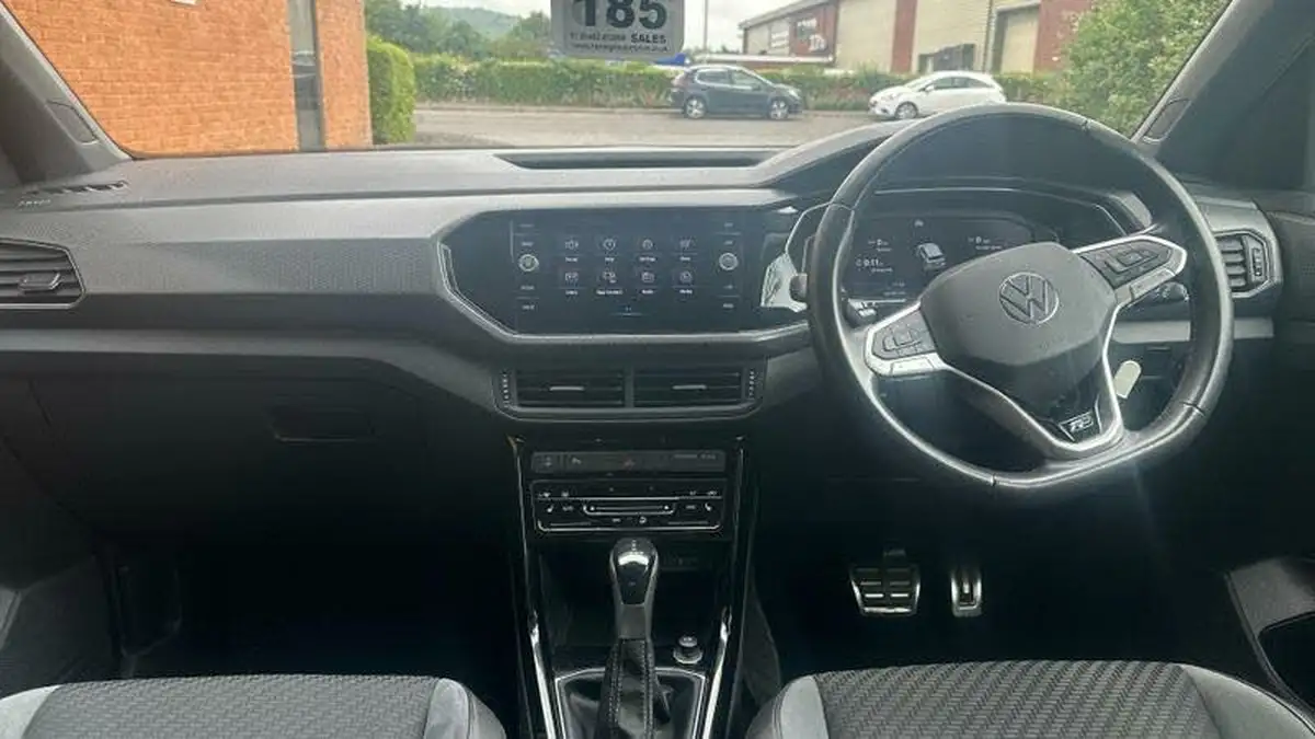 2022-volkswagen-t-cross-15-tsi-r-line-big-7