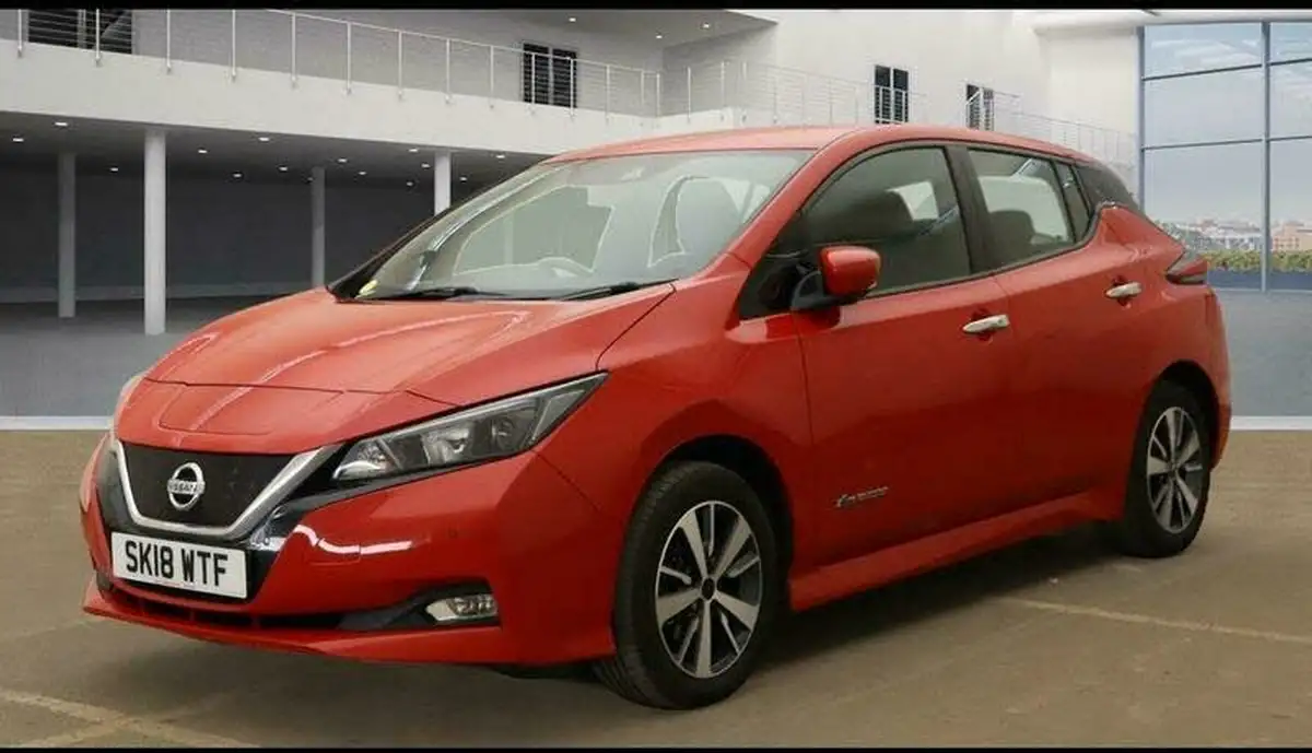 2018-nissan-leaf-e-acenta-110kw-big-1