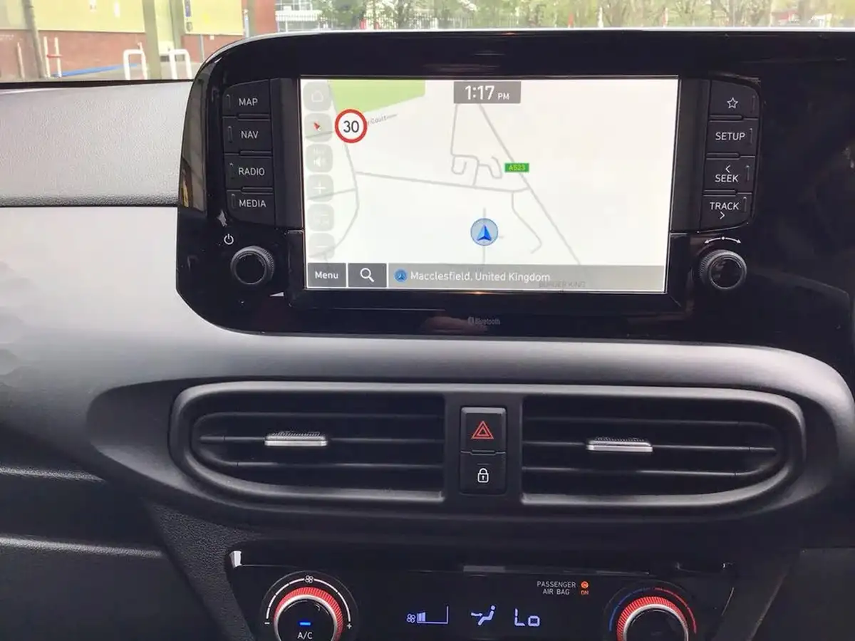 2024-hyundai-i10-10-t-gdi-n-line-90ps-two-tone-roof-big-19