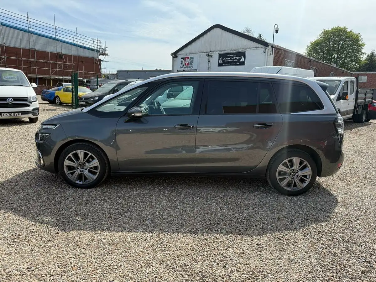 2016-citroen-grand-c4-picasso-16bluehdi-flair-eat6-big-5