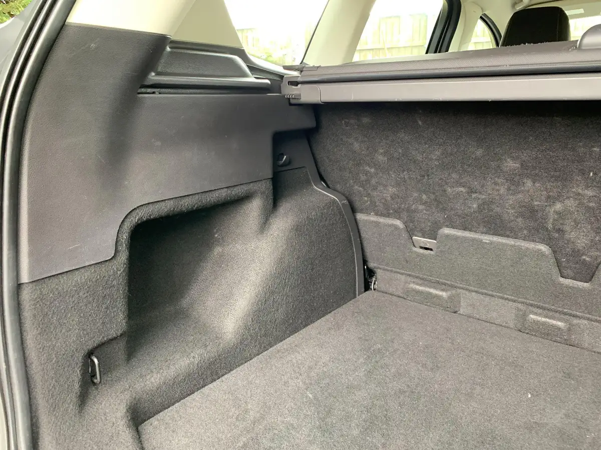 2013-ford-kuga-20tdci-zetec-big-42