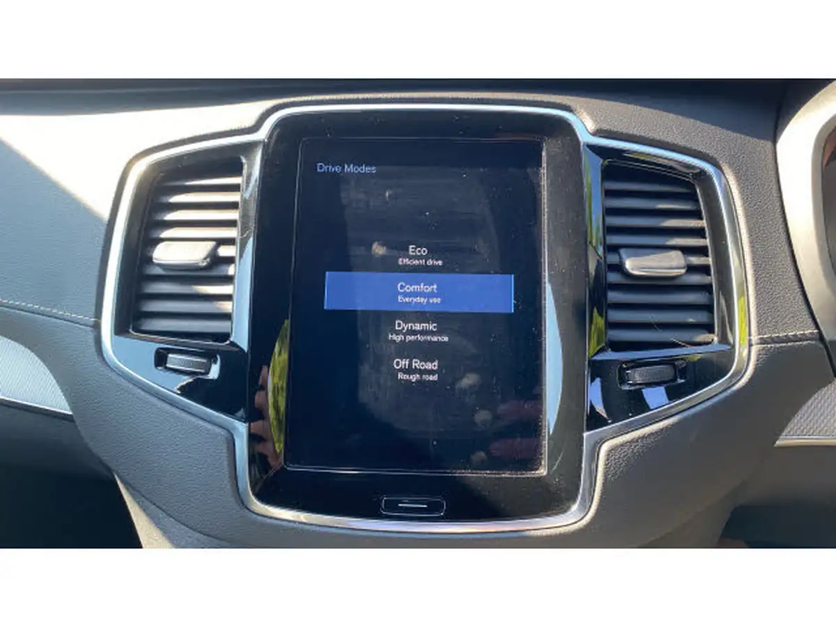 2021-volvo-xc90-20td-b5-r-design-big-33