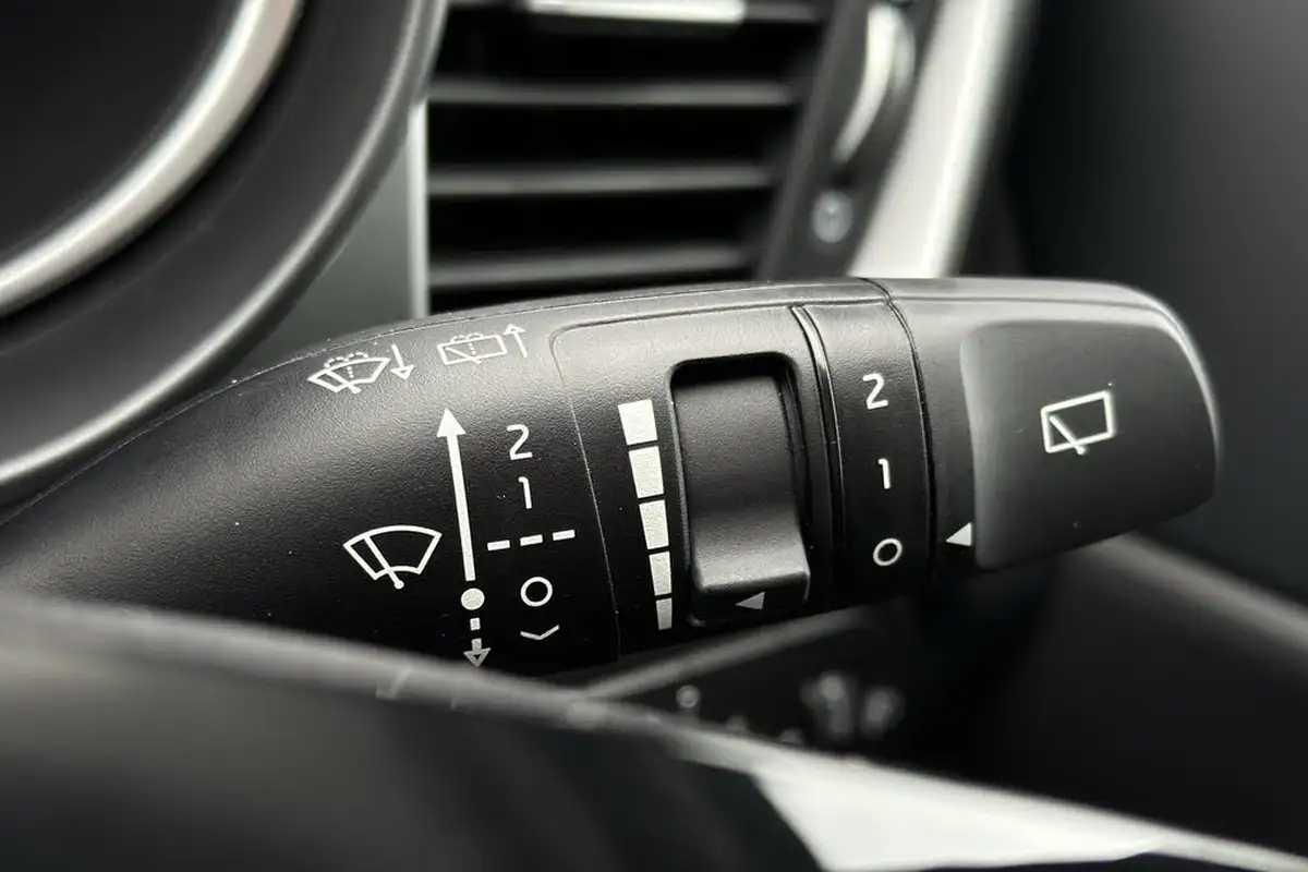 2024-kia-xceed-15-t-gdi-2-138bhp-big-31