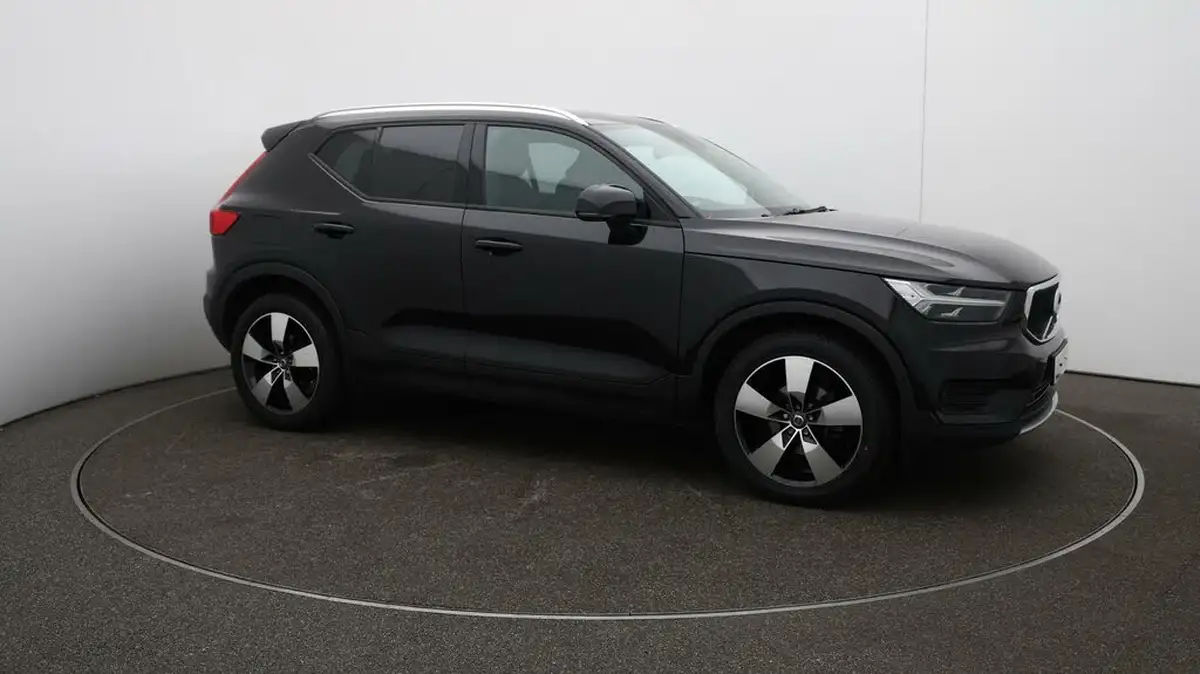 2019-volvo-xc40-20td-d3-momentum-big-44