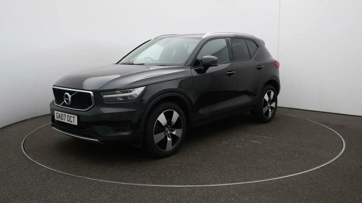 2019-volvo-xc40-20td-d3-momentum-big-68