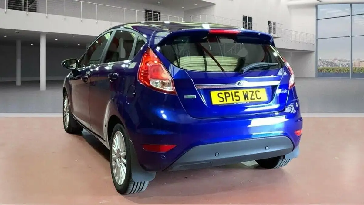 2015-ford-fiesta-10t-titanium-100ps-ecoboost-5d-powershift-big-6