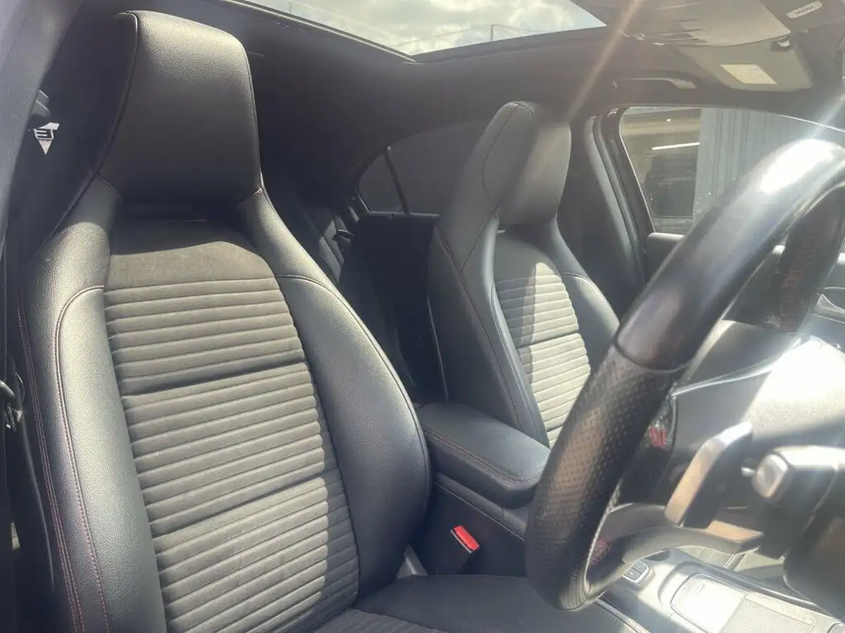 2018-mercedes-benz-a-class-21d-a200d-amg-line-premium-plusss-7g-dct-big-1