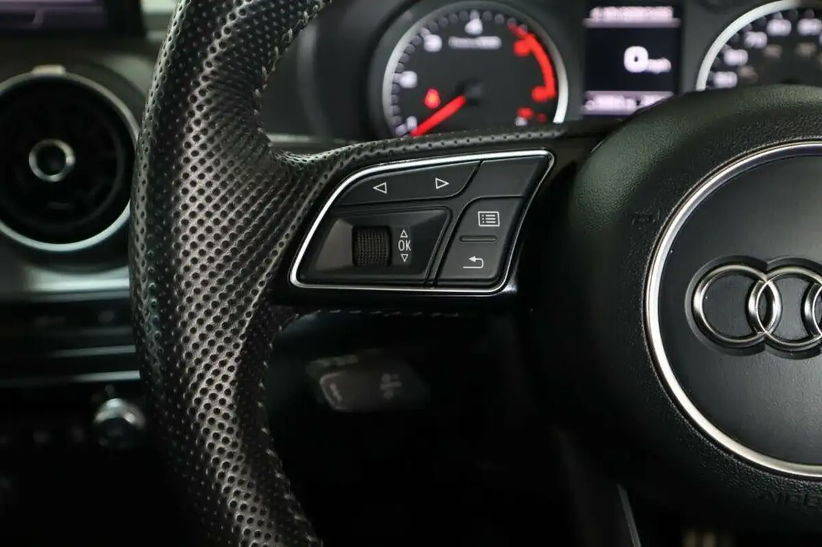2018-audi-q2-16tdi-s-line-115ps-big-33