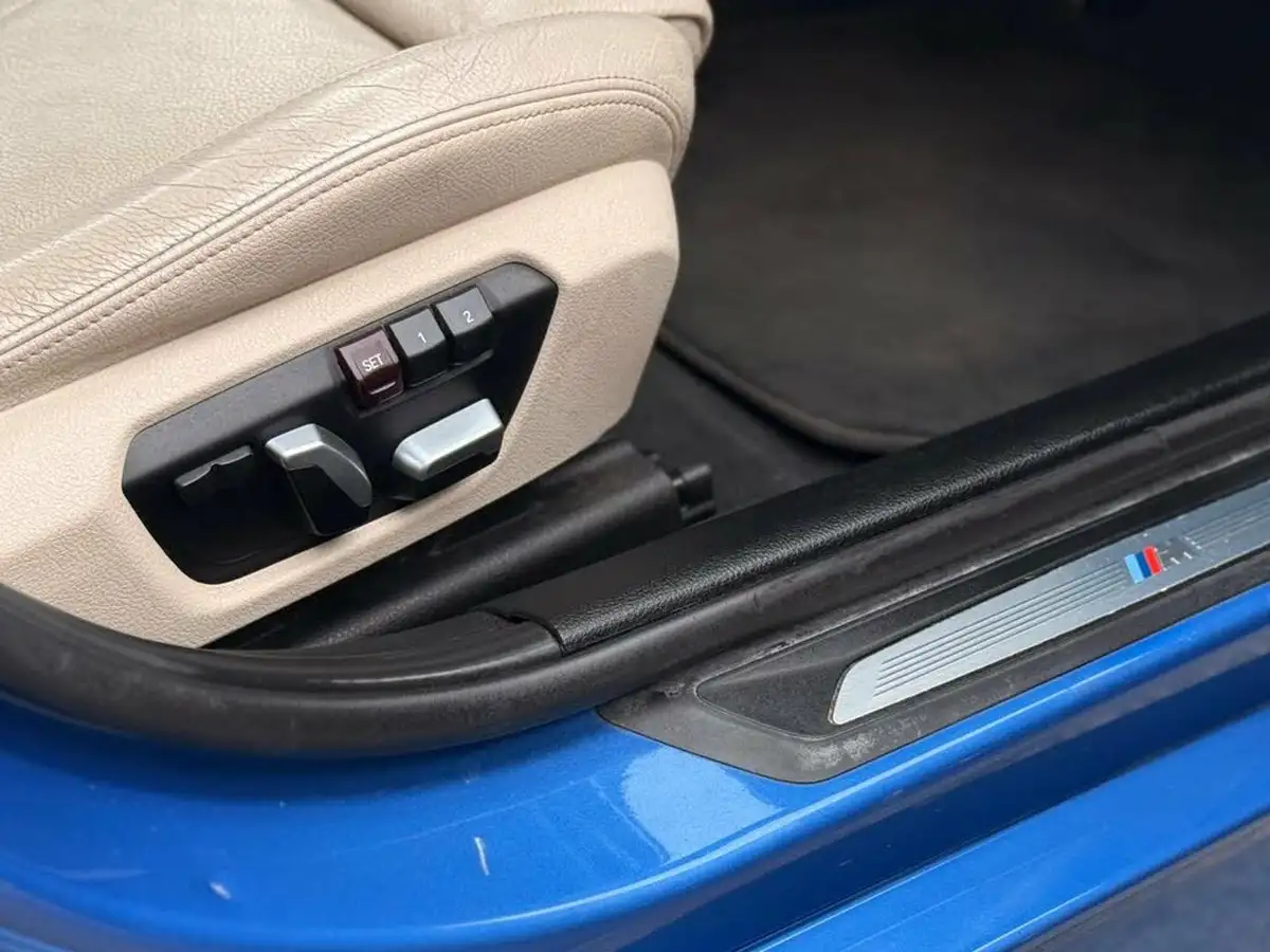 2018-bmw-3-series-20-330e-m-sport-shadow-edition-big-25