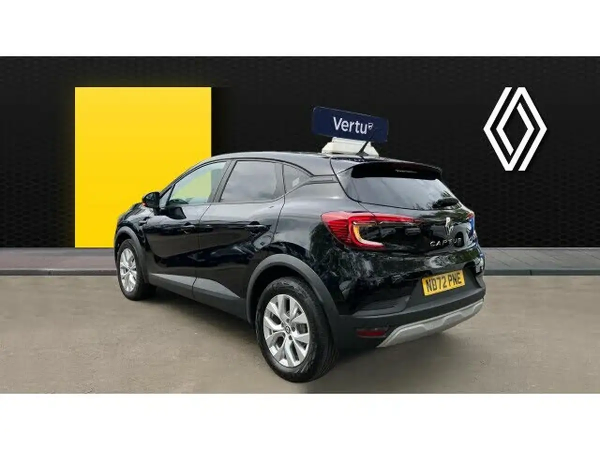 2022-renault-captur-13-tce-iconic-edition-big-3