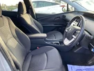 2017-toyota-prius-small-43