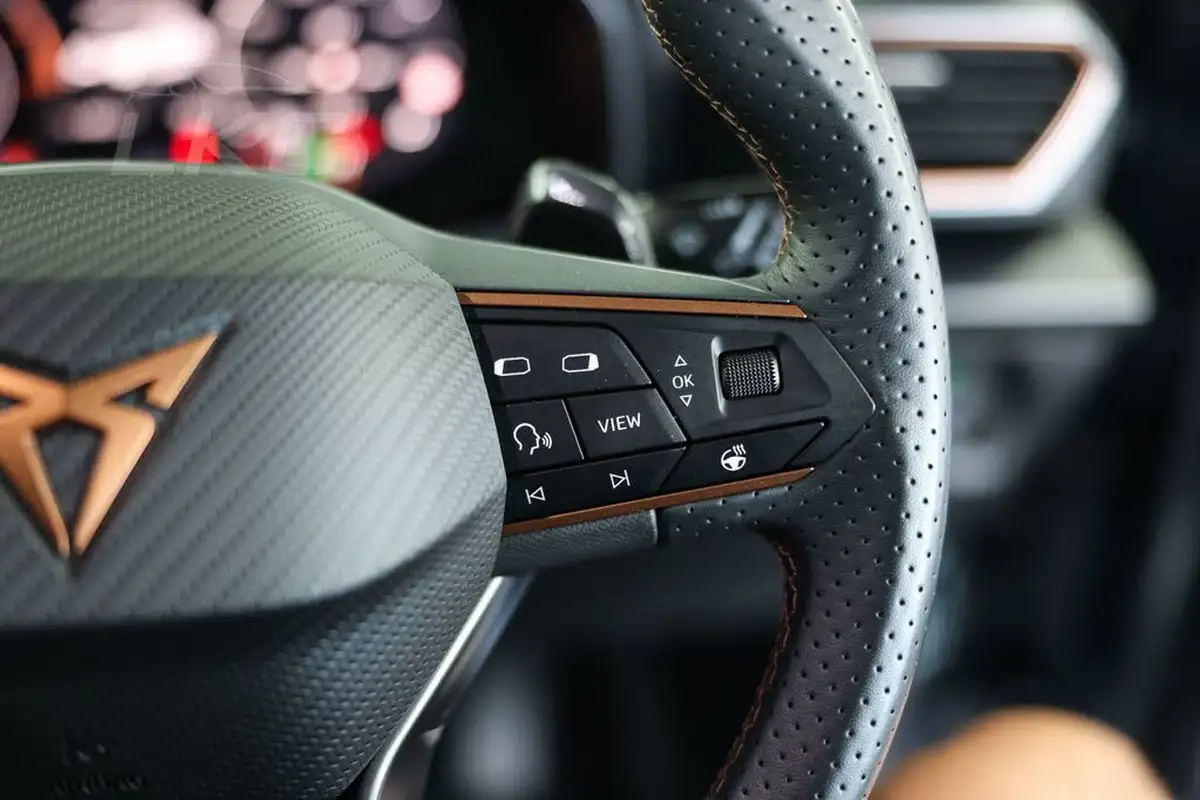 2024-cupra-formentor-20-tsi-v2-big-22