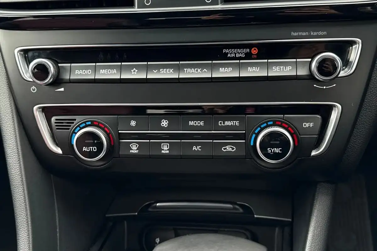 2018-kia-optima-20-t-gdi-gt-big-21