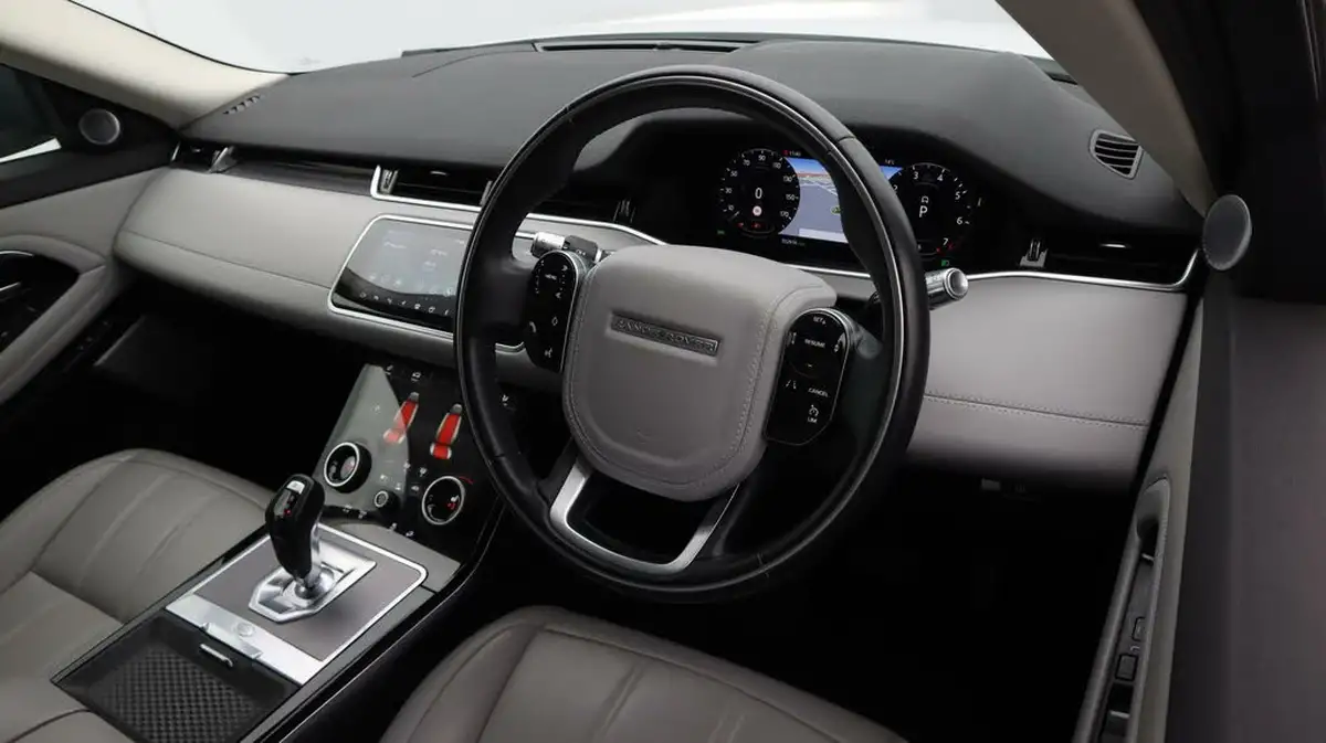 2020-land-rover-range-rover-evoque-20-p200-hse-200bhp-big-9