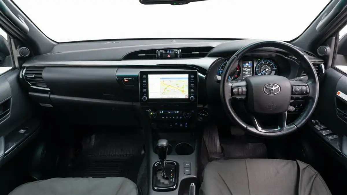 2022-toyota-hi-lux-28d-4d-invincible-x-204hpeu6d-2755cc-auto-big-1