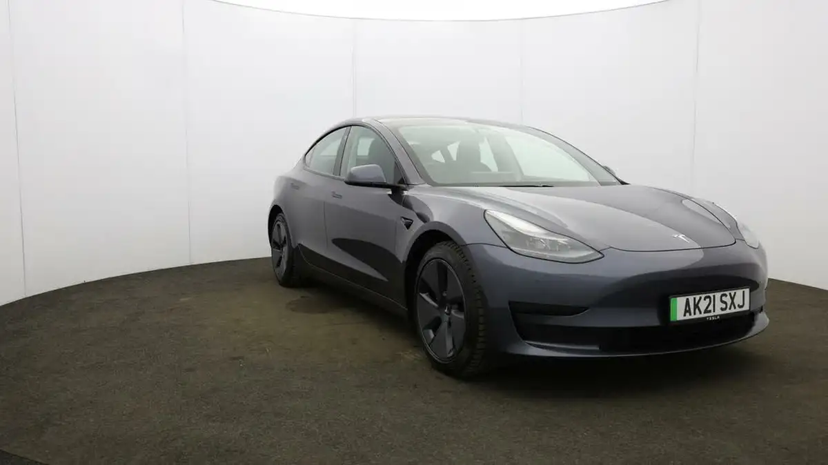 2021-tesla-model-3-e-standard-plus-big-43