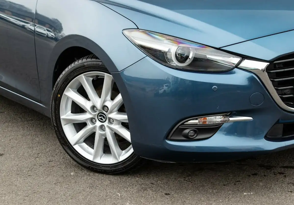 2018-mazda-mazda3-20-sport-nav-120ps-hatchback-5d-big-1