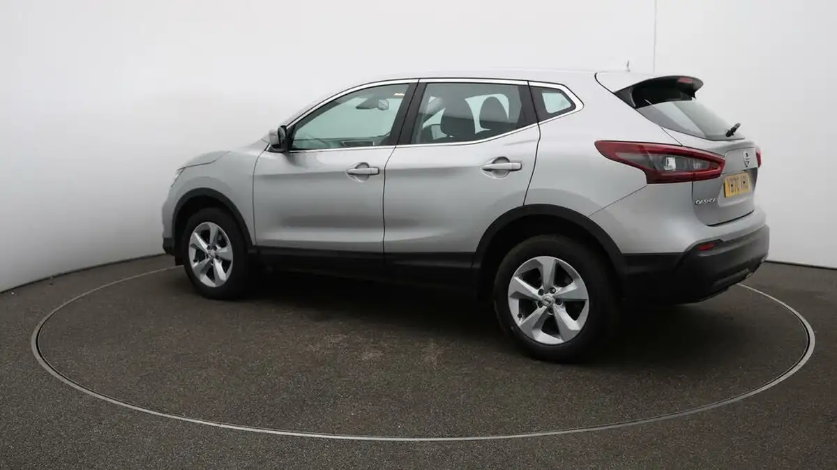 2020-nissan-qashqai-13-dig-t-acenta-premium-140ps-big-33