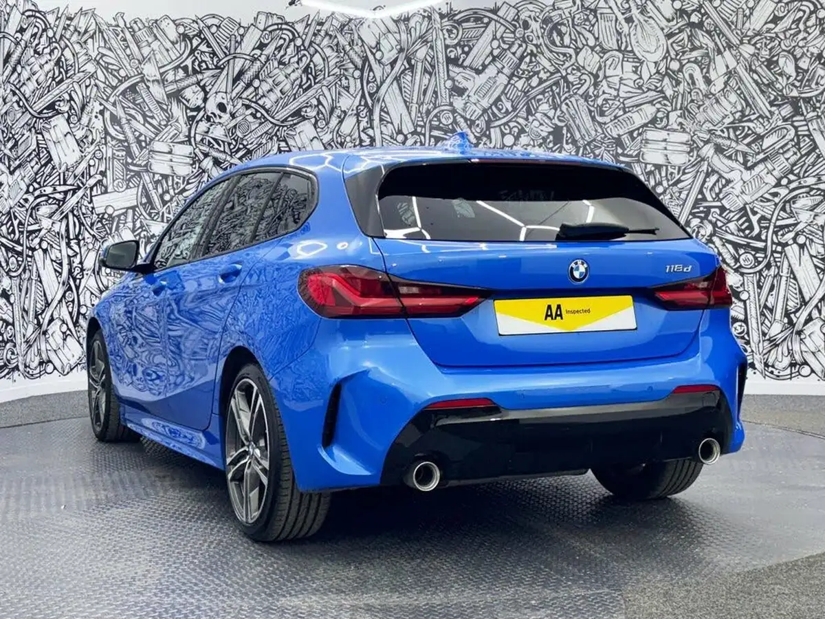 2020-bmw-1-series-20td-118d-sport-auto-big-9