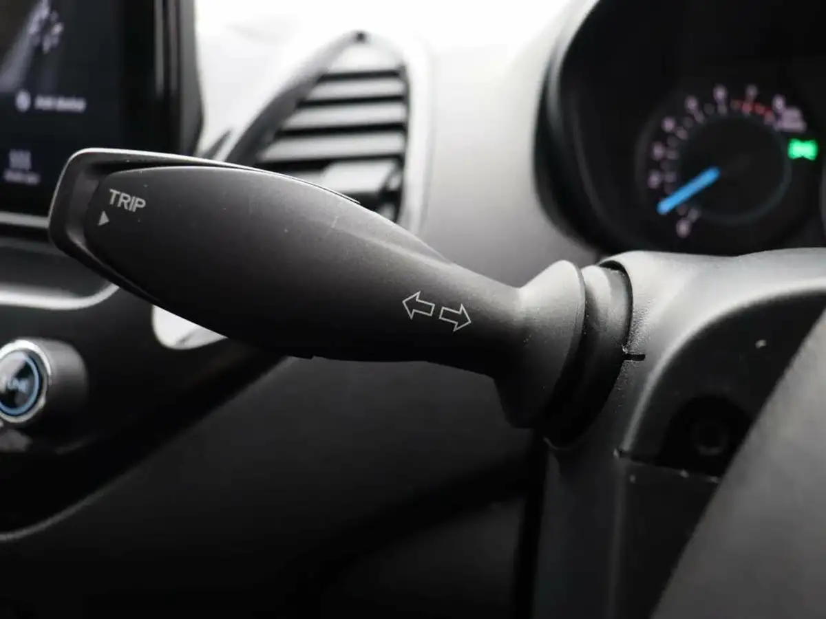2019-ford-ka-12-ti-vct-active-big-39