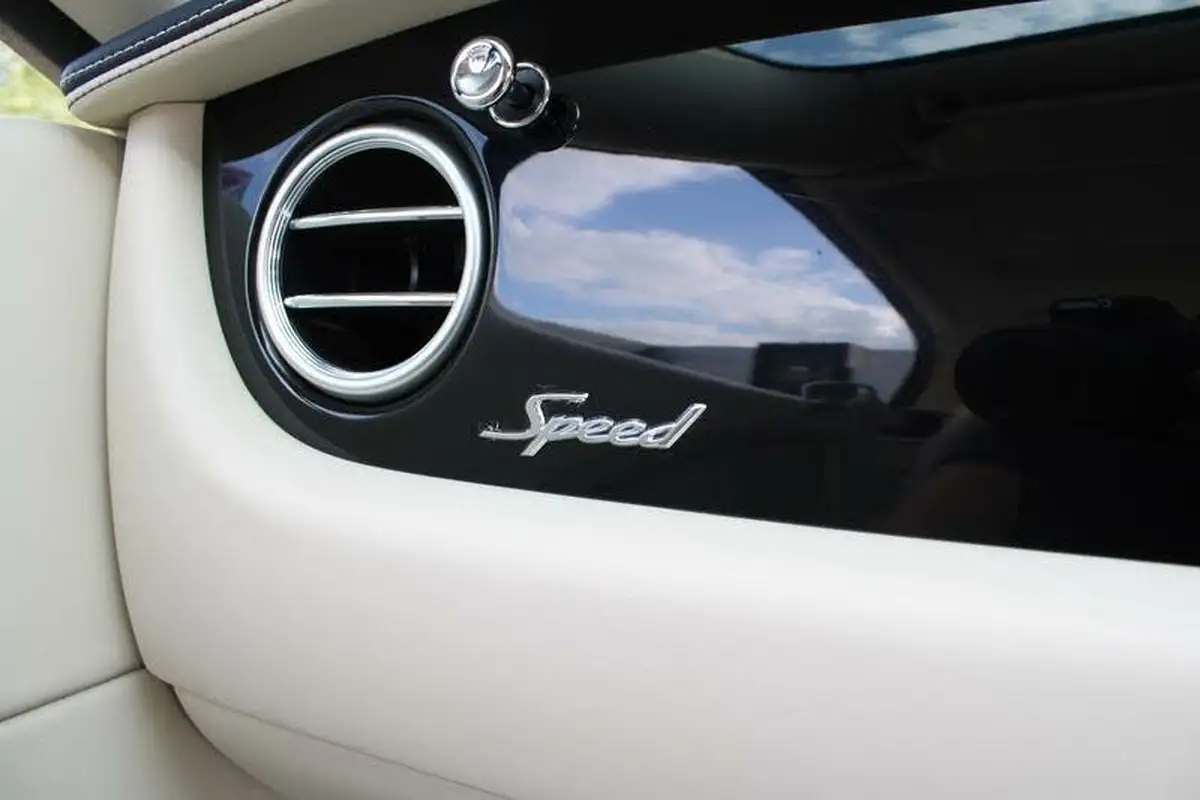 2015-bentley-continental-60-gt-speed-convertible-big-29