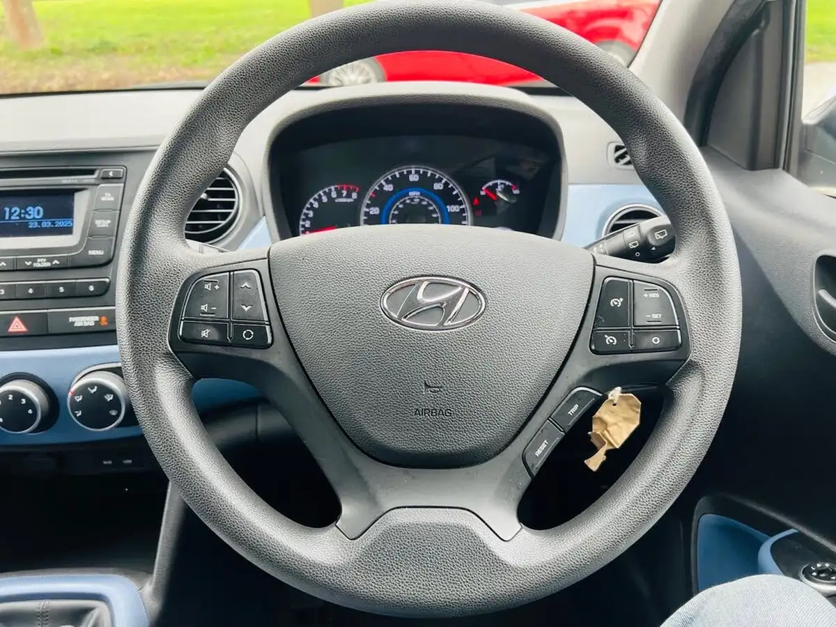 2015-hyundai-i10-10-se-big-11