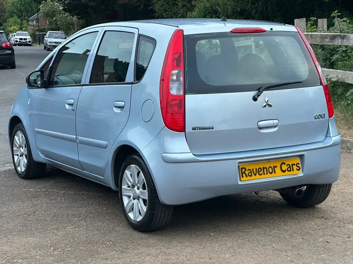 2007-mitsubishi-colt-15td-cz2-amt-big-9