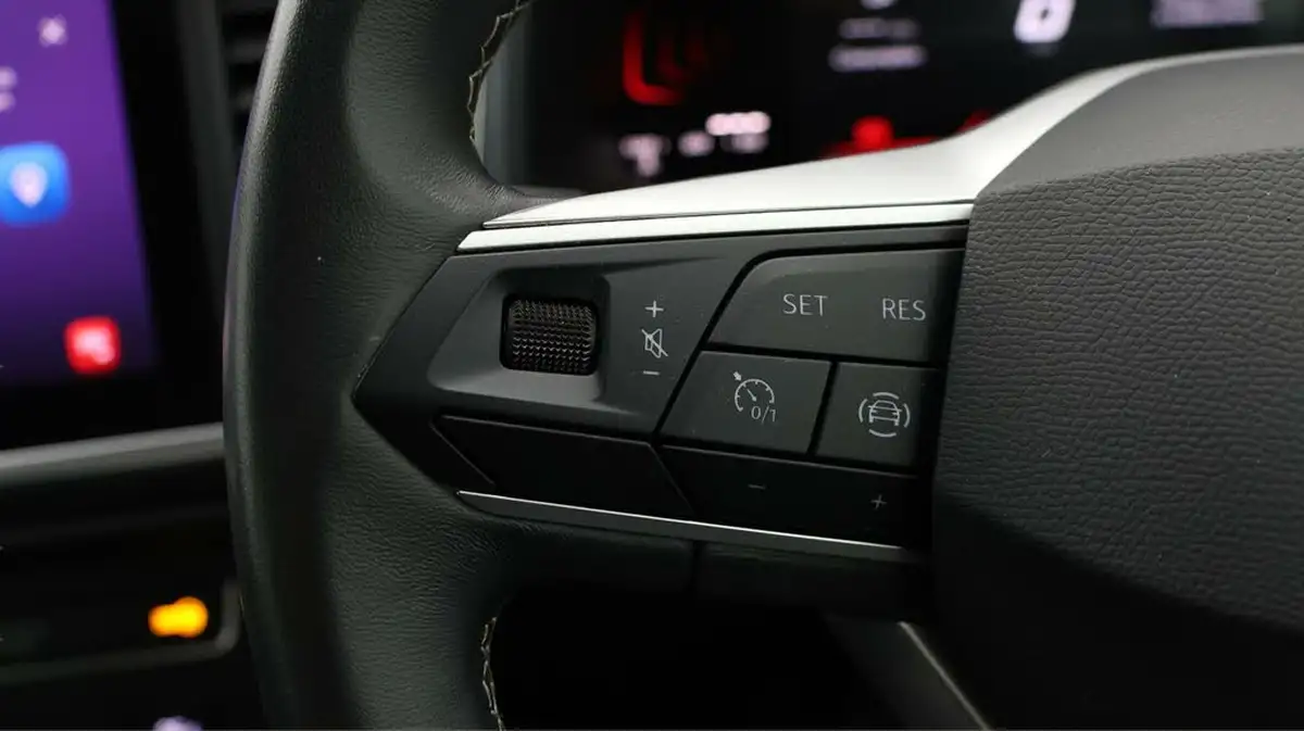 2022-seat-ateca-15-ecotsi-se-technology-big-21