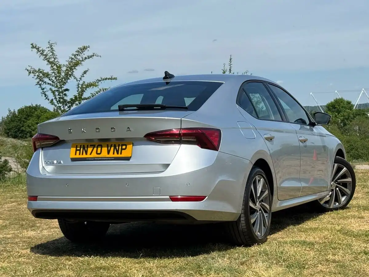 2020-skoda-octavia-15-tsi-se-first-edition-hatchback-big-6