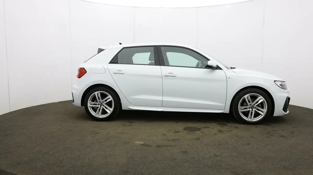 2021-audi-a1-10-30-tfsi-s-line-110ps-big-51