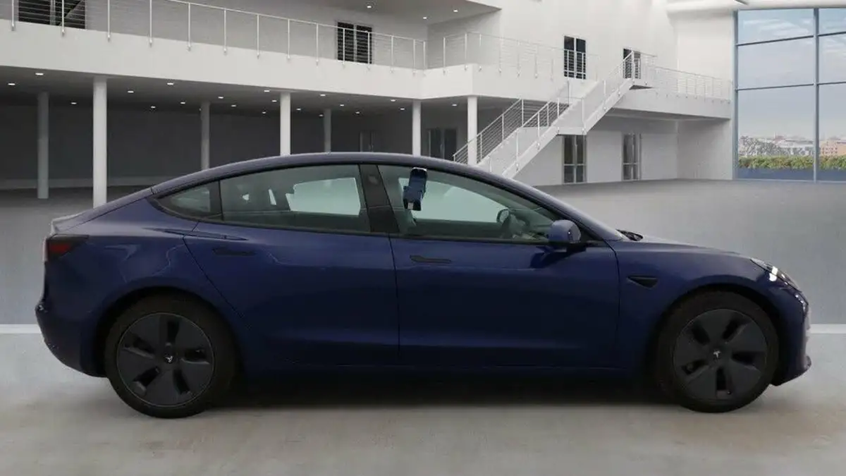 2021-tesla-model-3-e-long-range-4x4-big-10