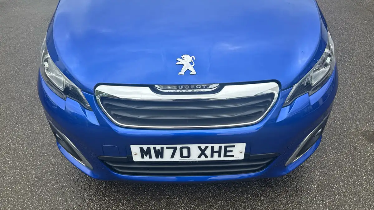 2020-peugeot-108-10-allure-ss-hatchback-5d-big-45